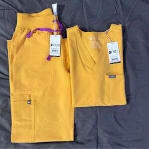 FIGS scrubs set in color Dandelion